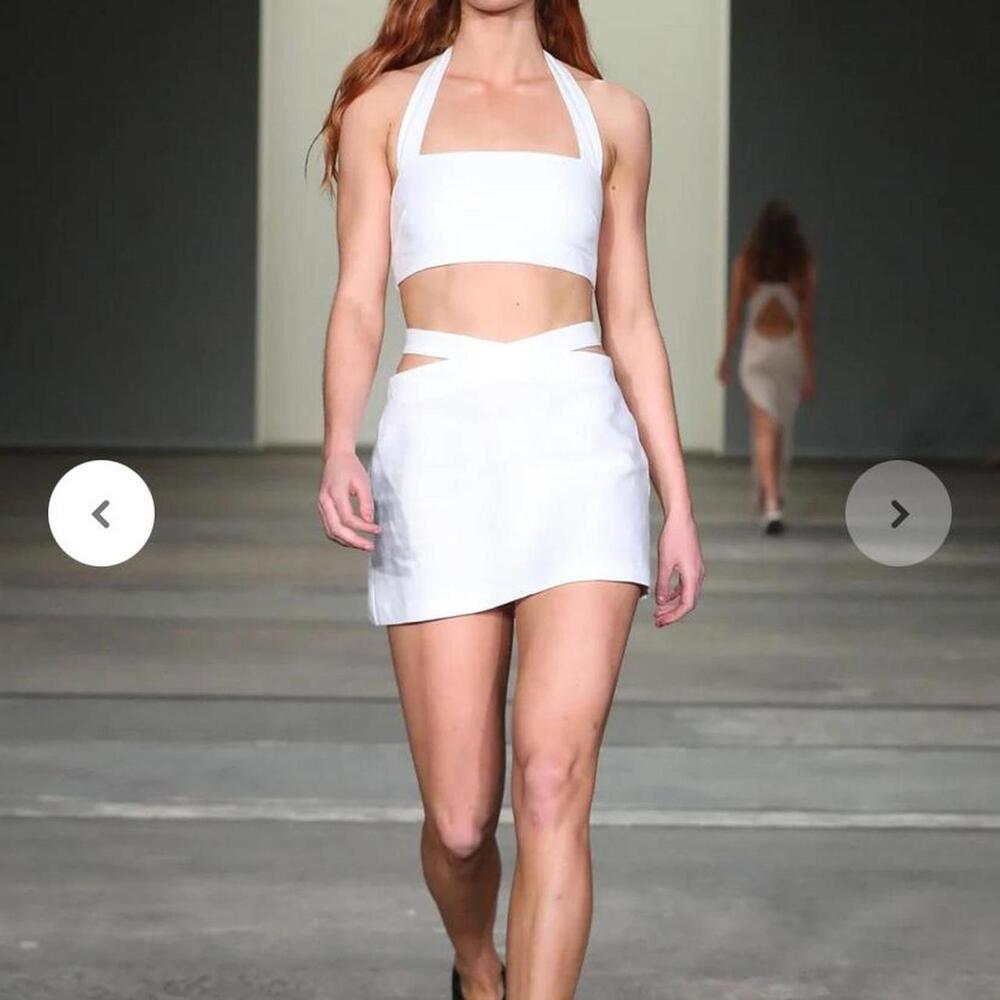 NWT! RUMER Avalon Crop Top White Medium